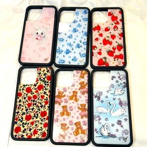 NWOT Wildflowers phone cases for iPhone 13 Pro Max set of six